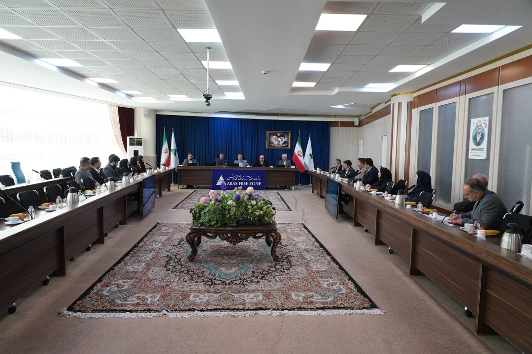 عزم مناطق آزاد کشور برای رفع موانع و یکسانسازی فرآیندها عزم مناطق آزاد کشور برای رفع موانع و یکسانسازی فرآیندها